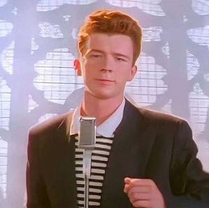 Meet your Posher, Logan